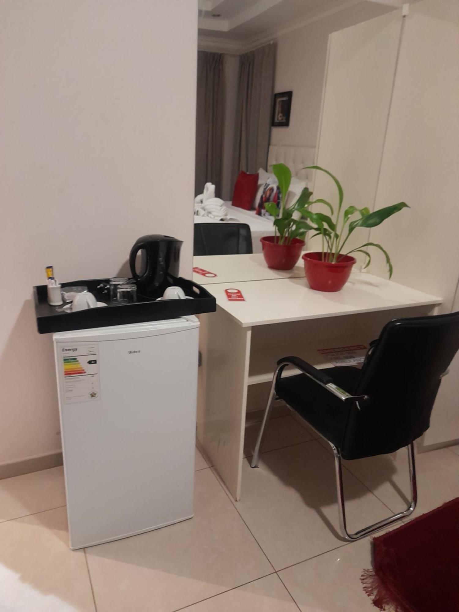 Rest & Digest Bed & Breakfast Serowe Dış mekan fotoğraf